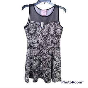 Black and White Romeo & Juliet Couture Dress